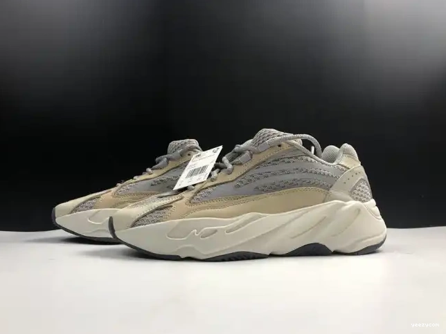 GY7924 V2 Boost Cream Adidas Cream 700 Yeezy 0501